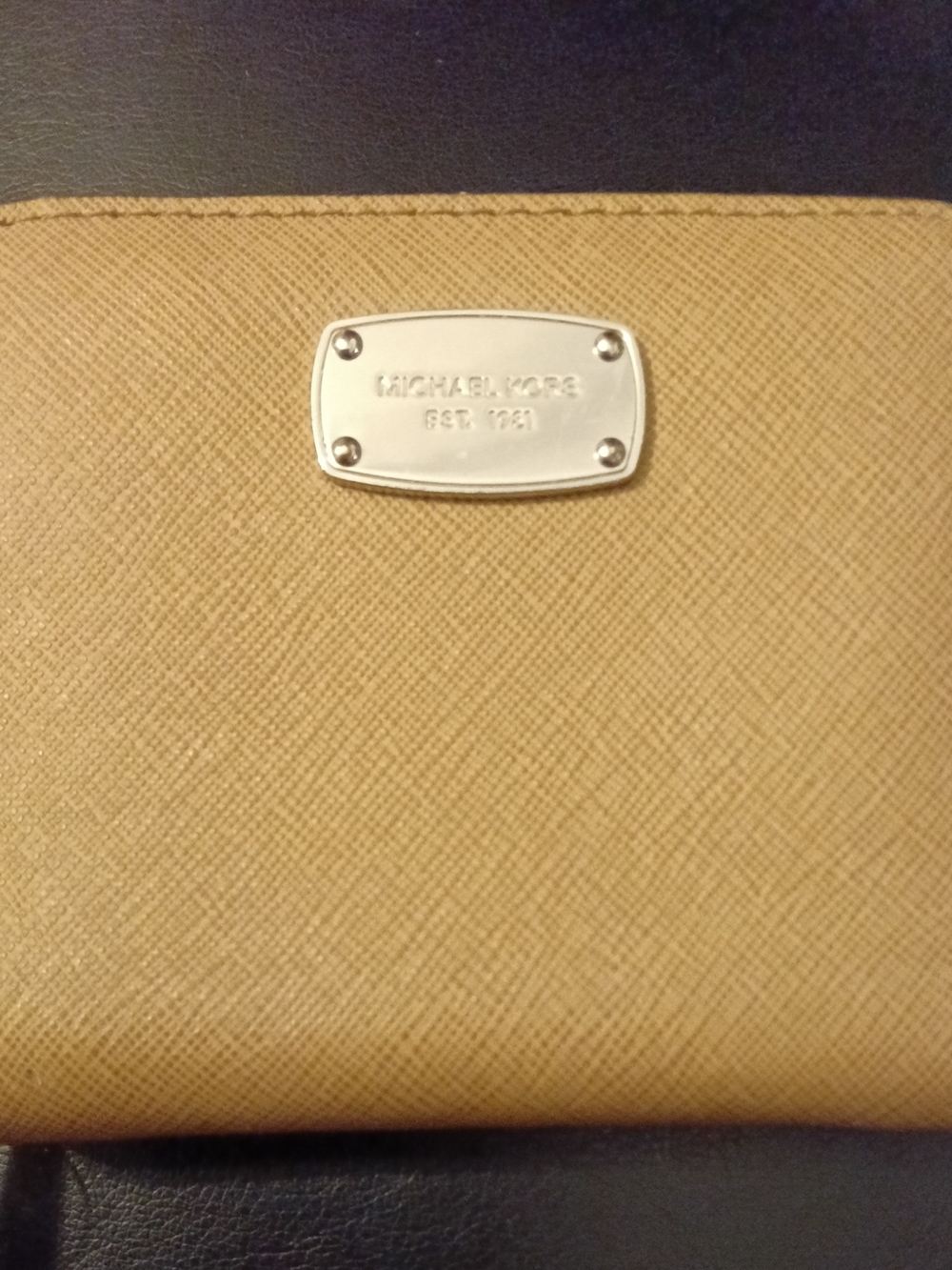 Michael Kors Jet Set Zip Around Dark Khaki/ Beige Saffiano Leather Wallet